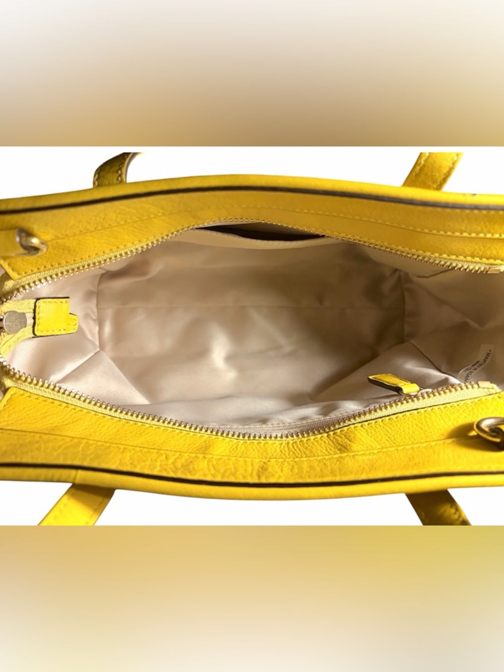 Coach Taylor Leather Bette Small Tote Crossbody Sunflower Yellow - Picture 3 of 4